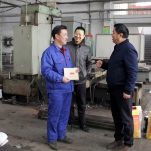 市直部門領導來公司走訪慰問 公司開啟“送溫暖”活動