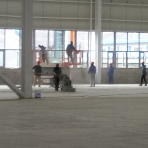 黨委書記、董事長、總經(jīng)理張新子深入新廠區(qū)建設(shè)工地現(xiàn)場辦公