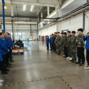 公司生產技術部召開“2024年9、10月份安全生產總結大會”暨“TPM活動” ... ... ...